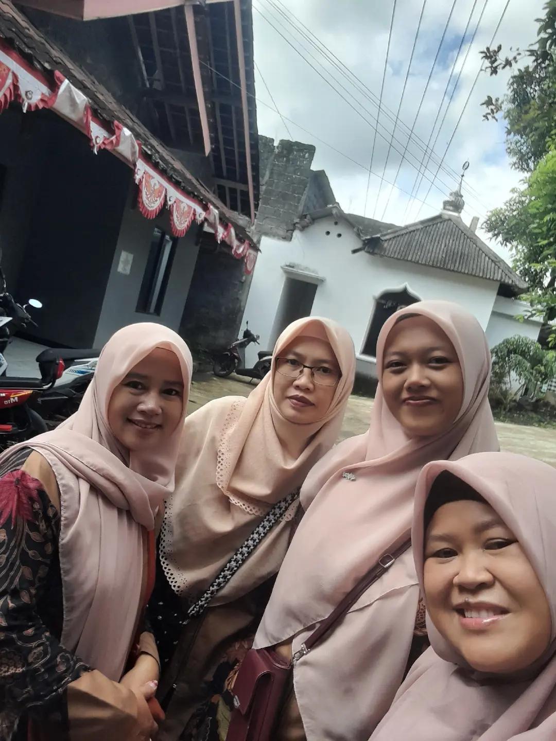 @Kurniasih