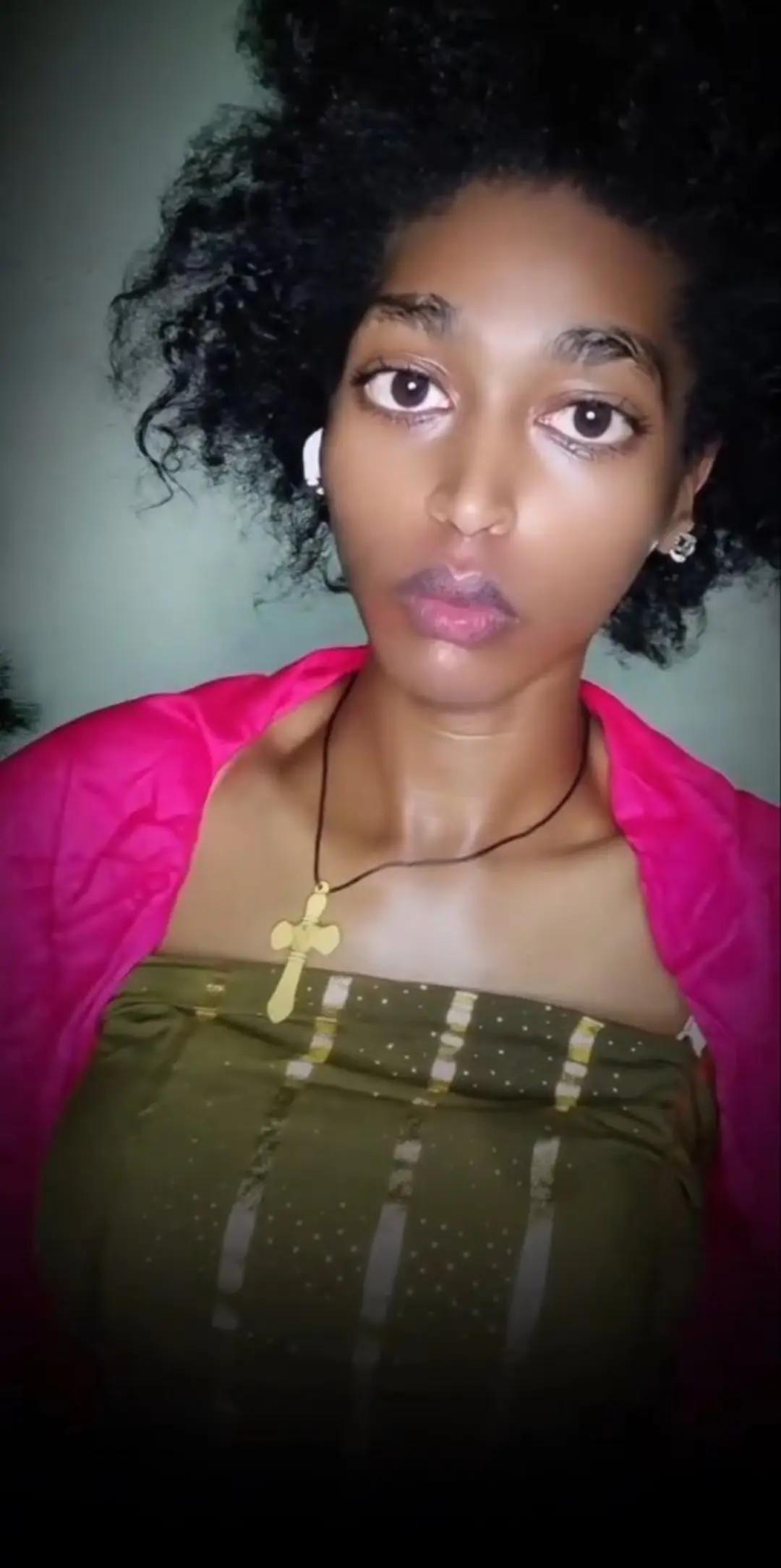 @ሄለን Eምso
