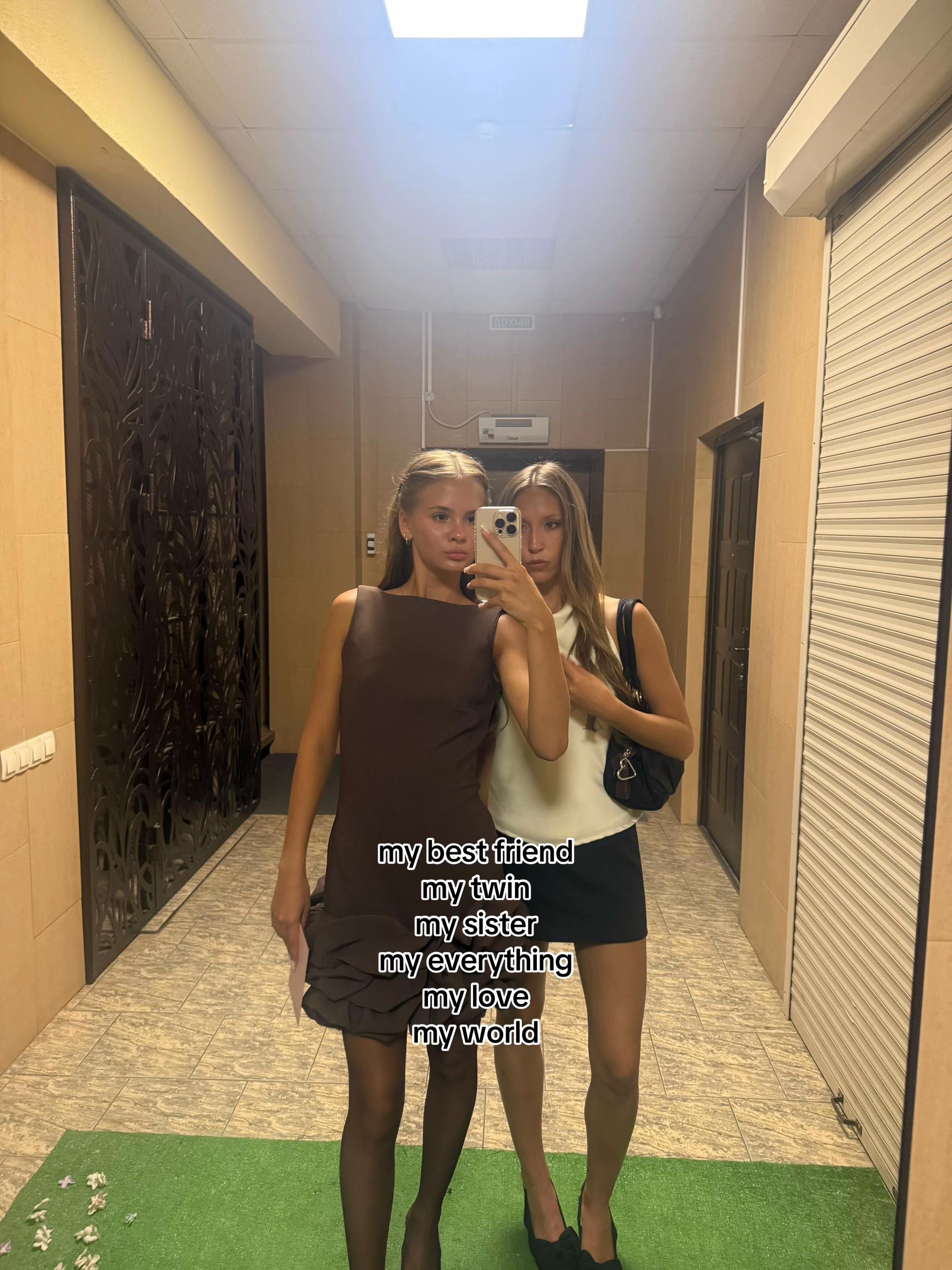 @лера
