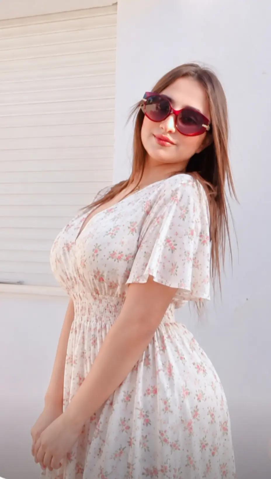 @yesmina