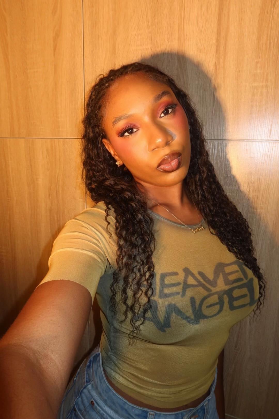 @sarahefere_