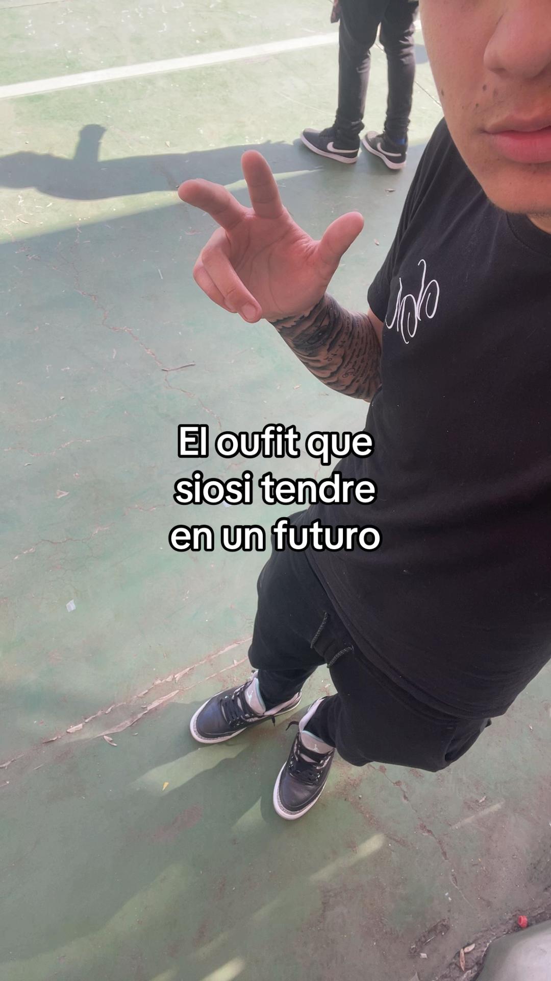 @🕷️