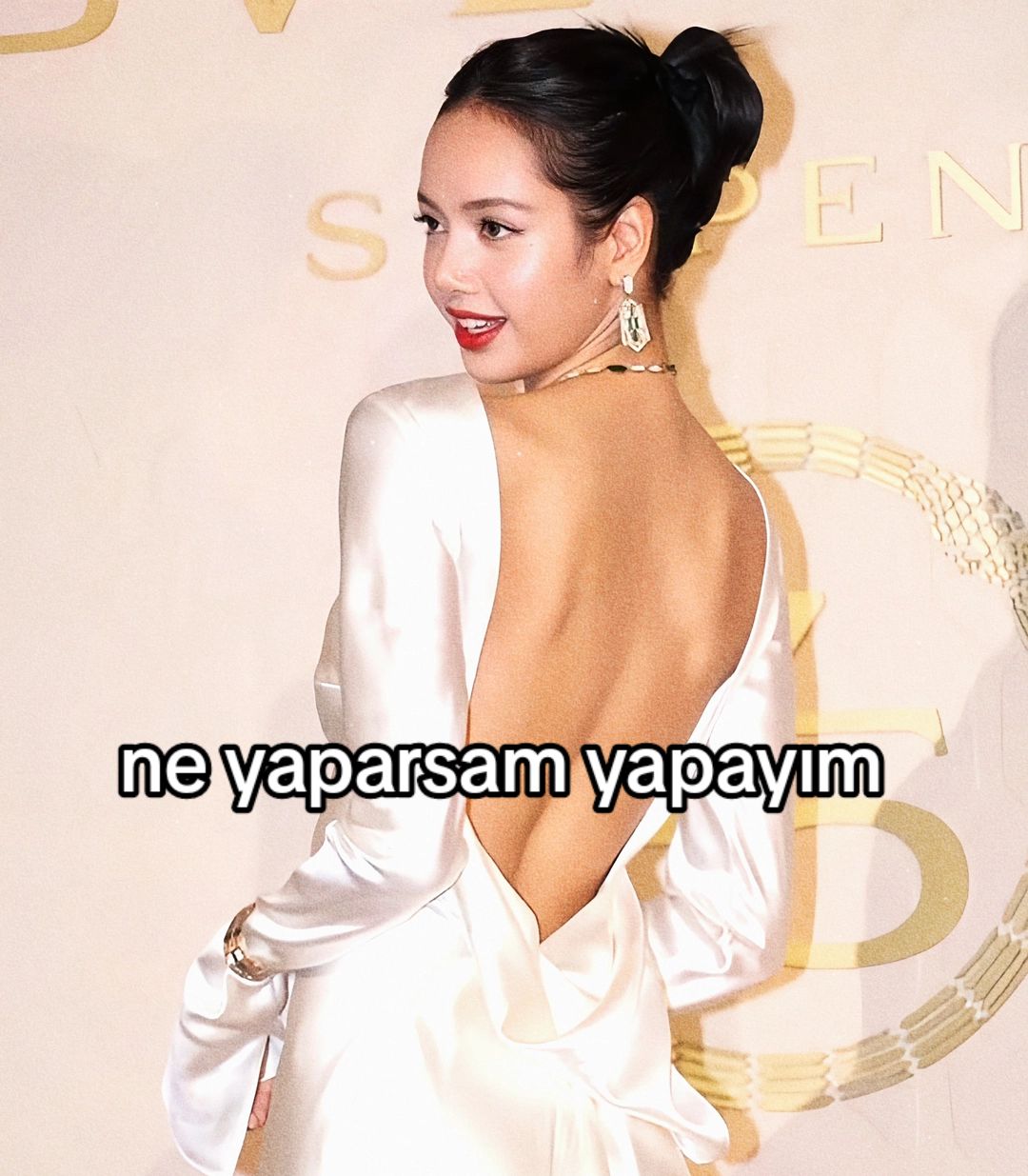 @jisoo hayatır gerisi yalandır