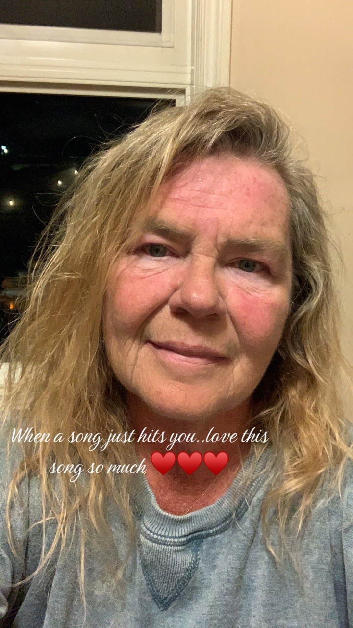 @Midnightblue💋♥️ 🇨🇦🥀 Gen X