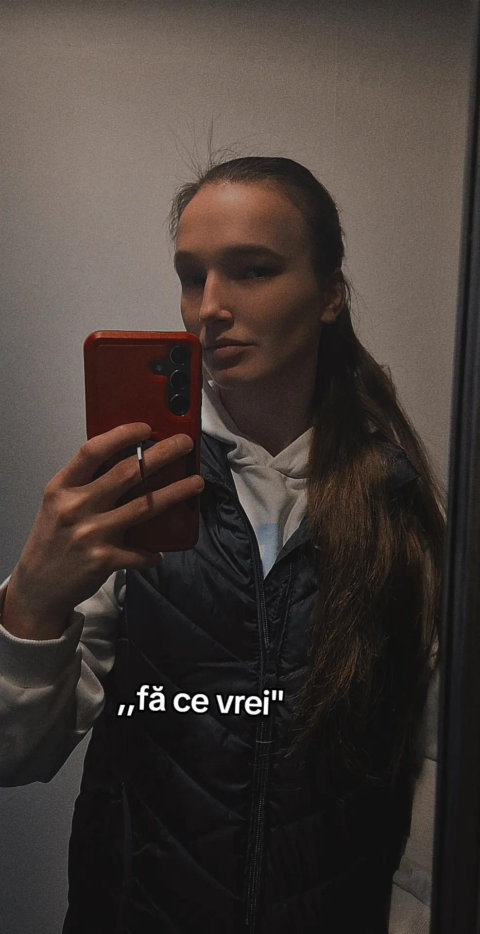 @Iustina