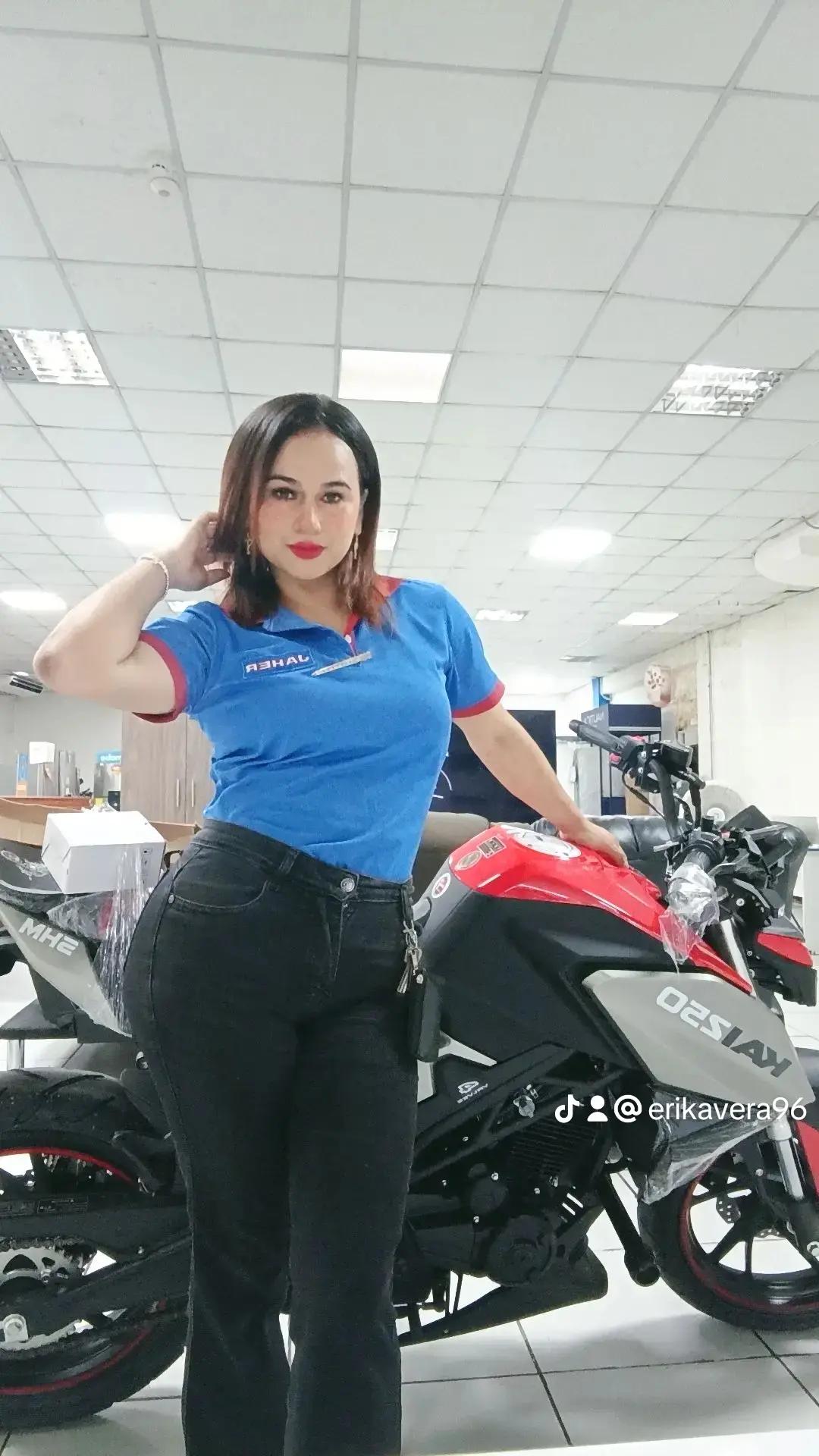 @ErikaVera