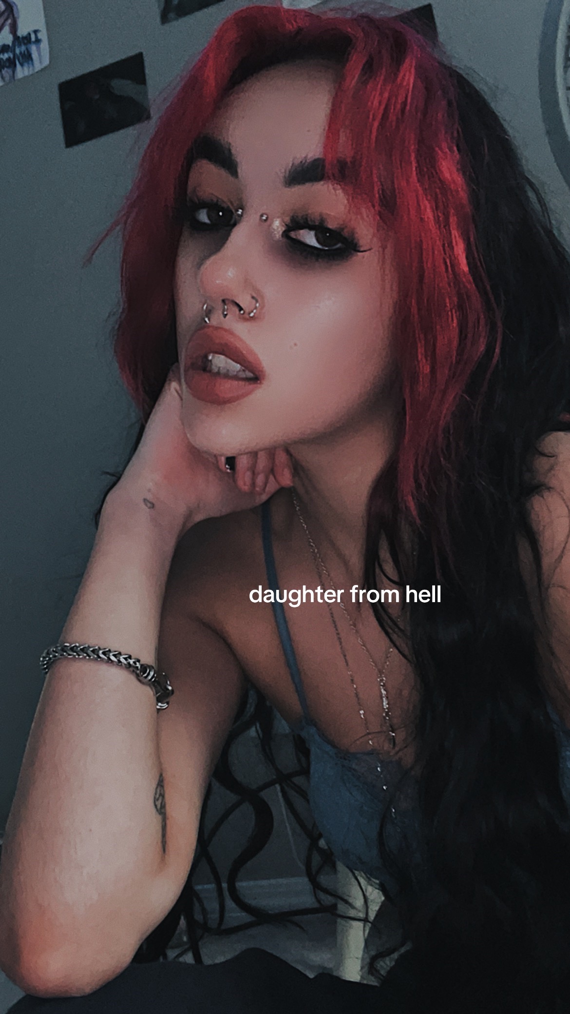 @hannahʕ⁎̯͡⁎ʔ༄