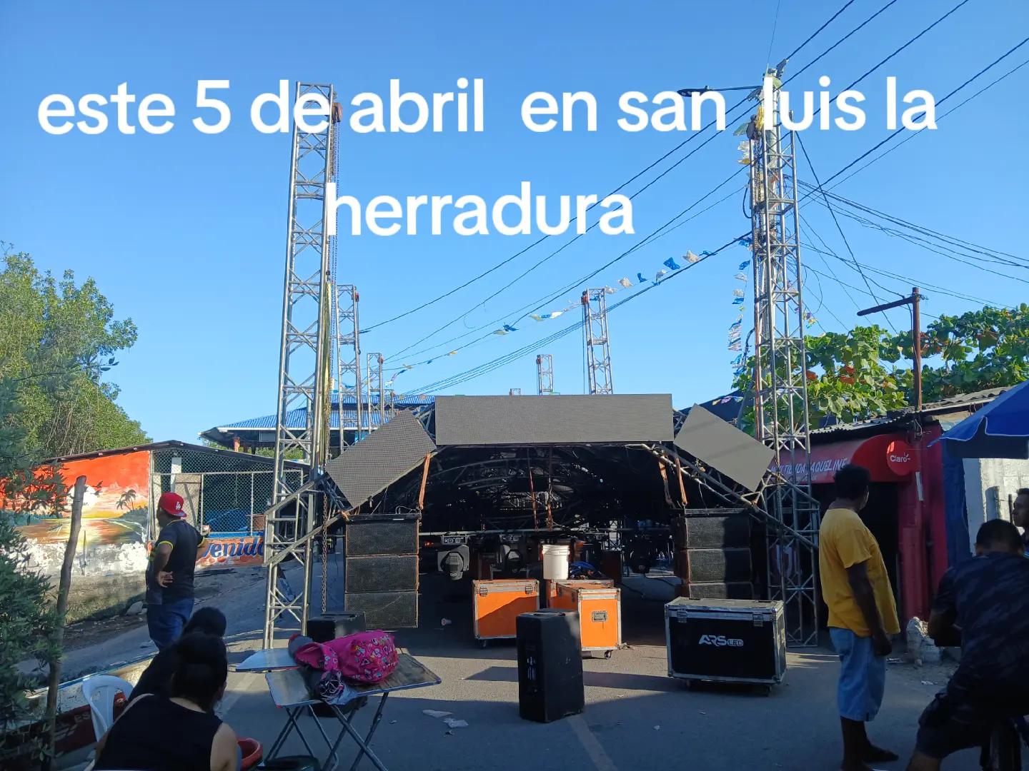 @Adán