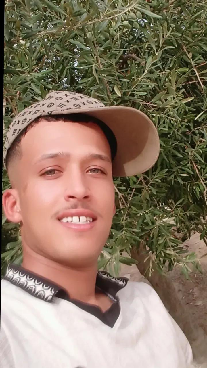 @فاتح عبيد