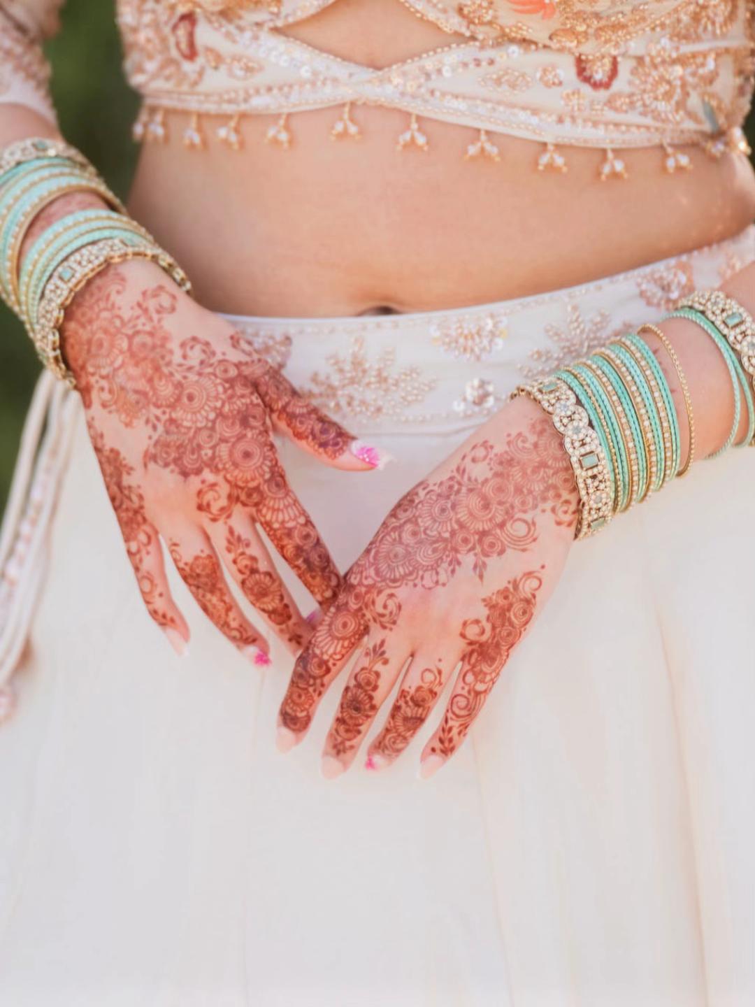 @ਈਸ਼ Mehndi