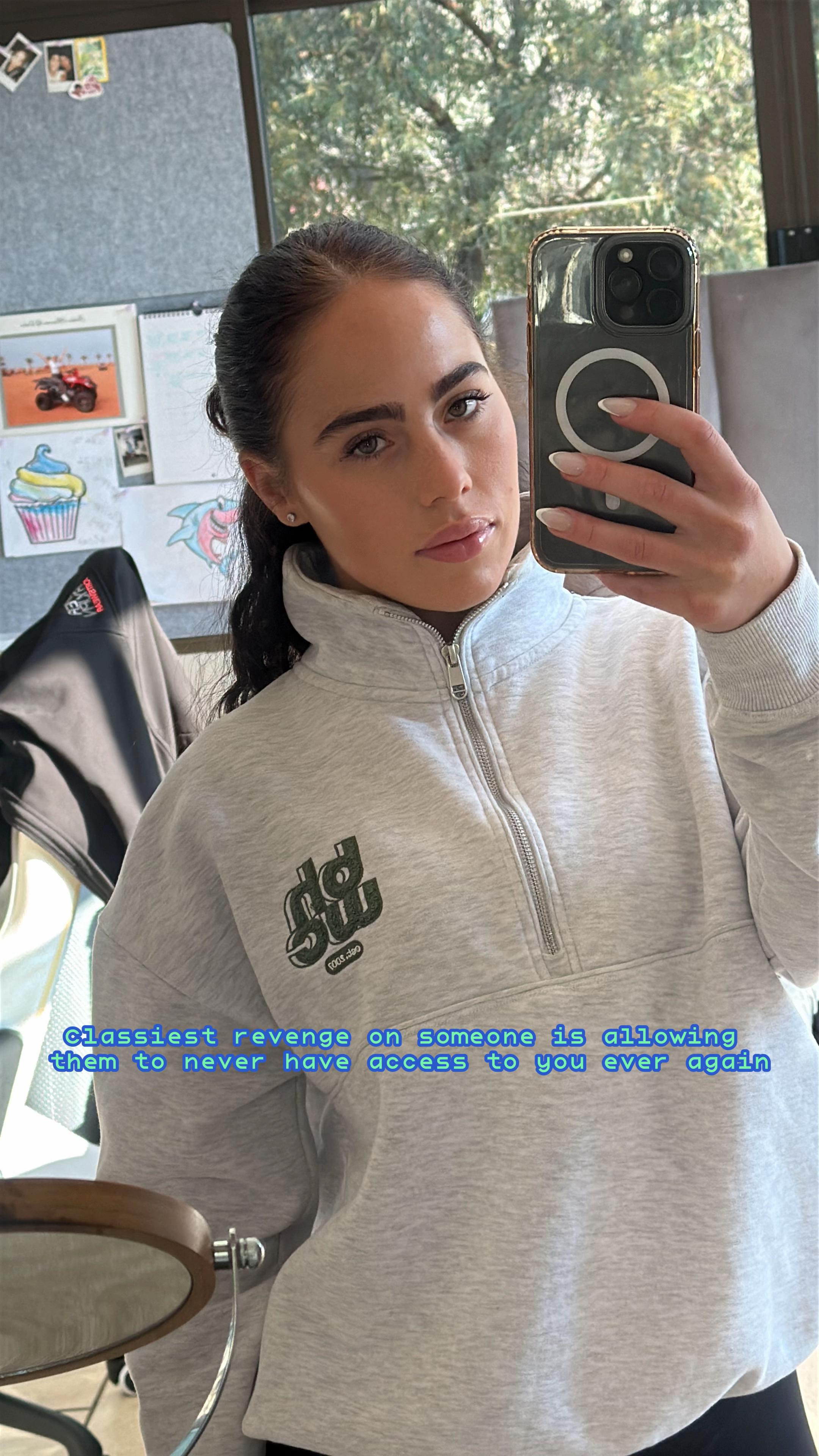 @Caseyleev