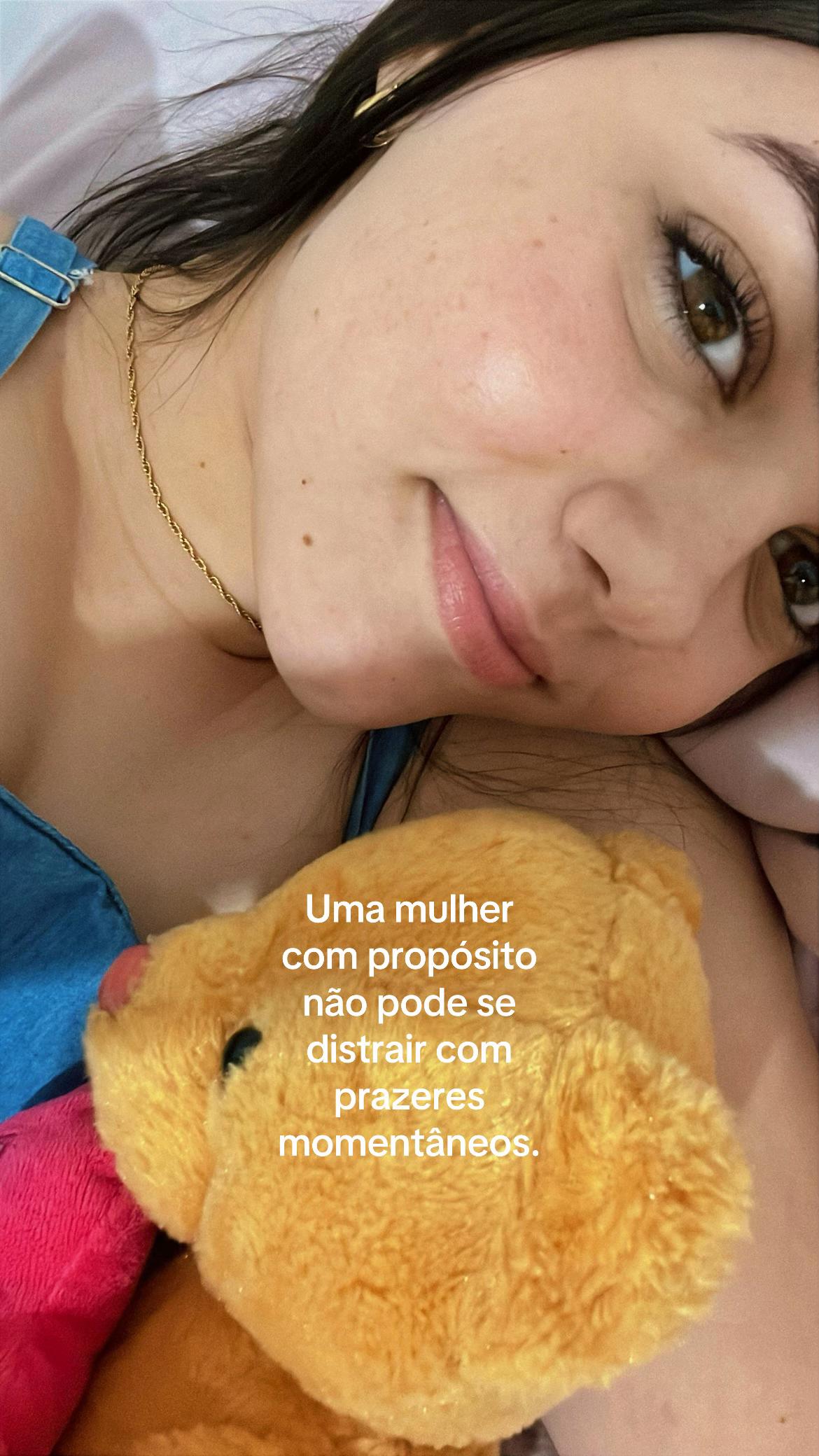 @lavinia