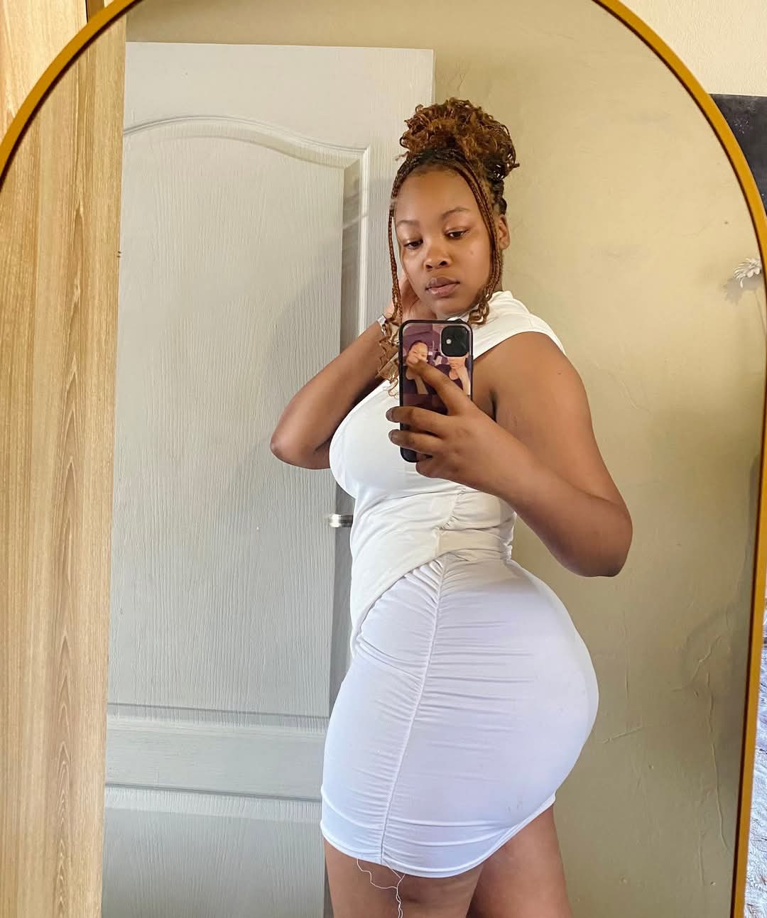 @Mzansi Freshy Gals