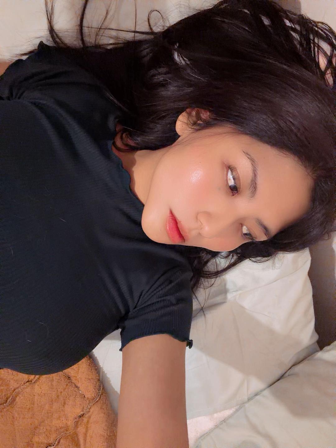 @VelisseVeyra