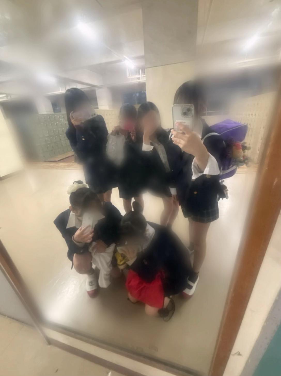 @こ こ な