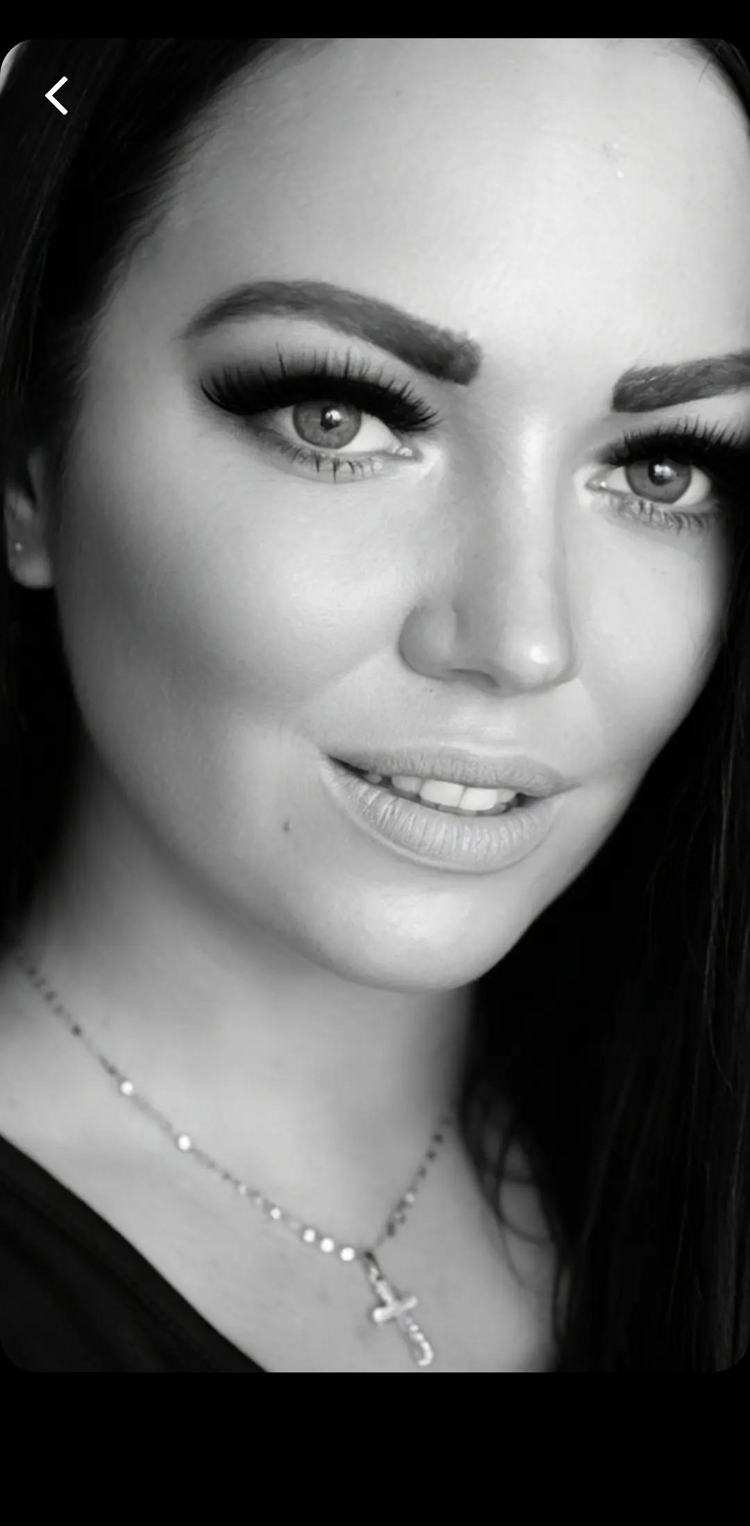 @16Denisa1987