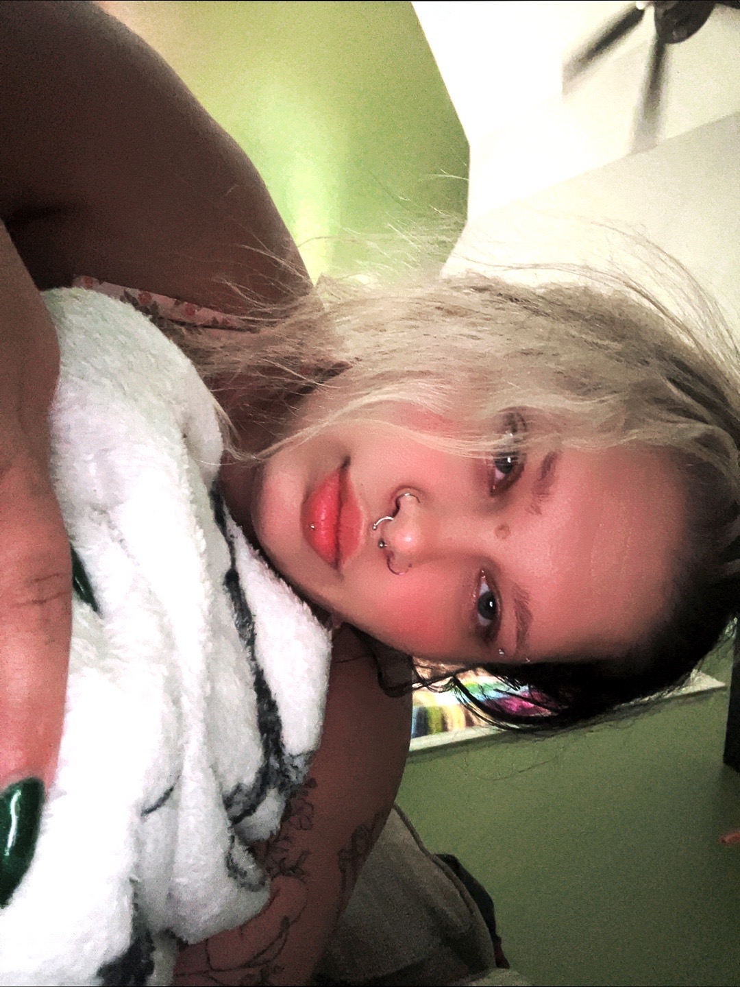@Liv