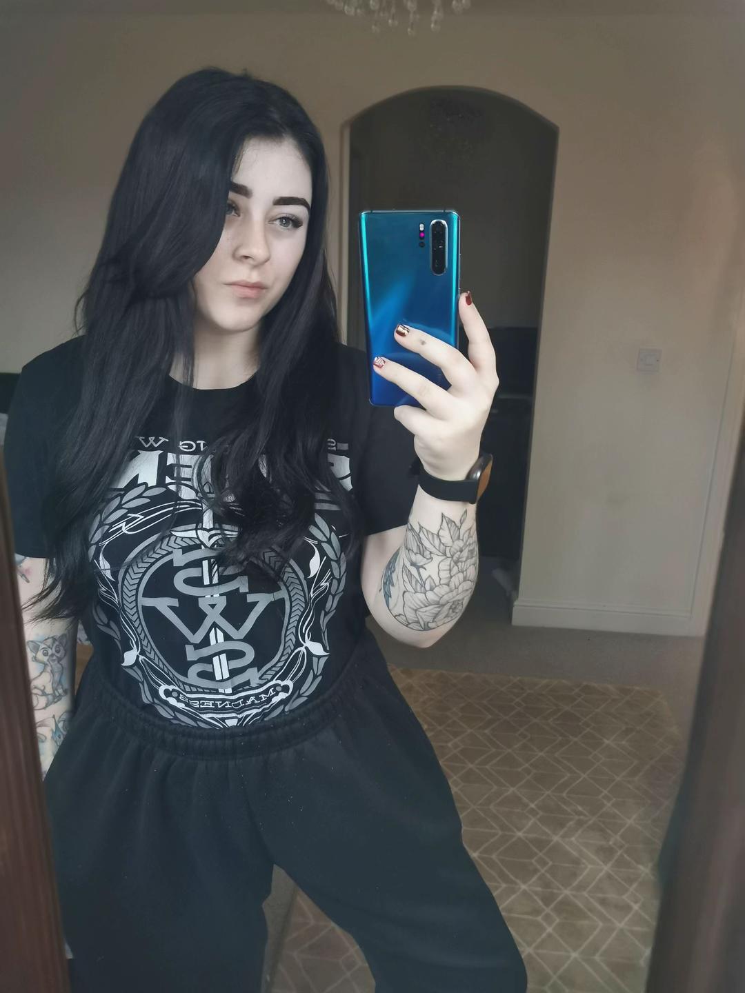 @rhiannonebony.tattoos🖤📚