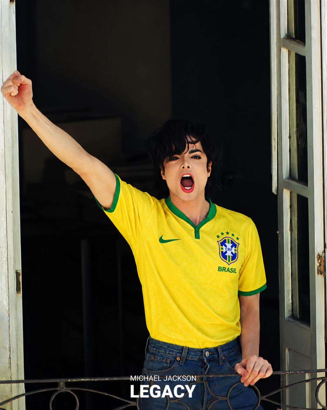 @Lara Vieira | MJ Legacy