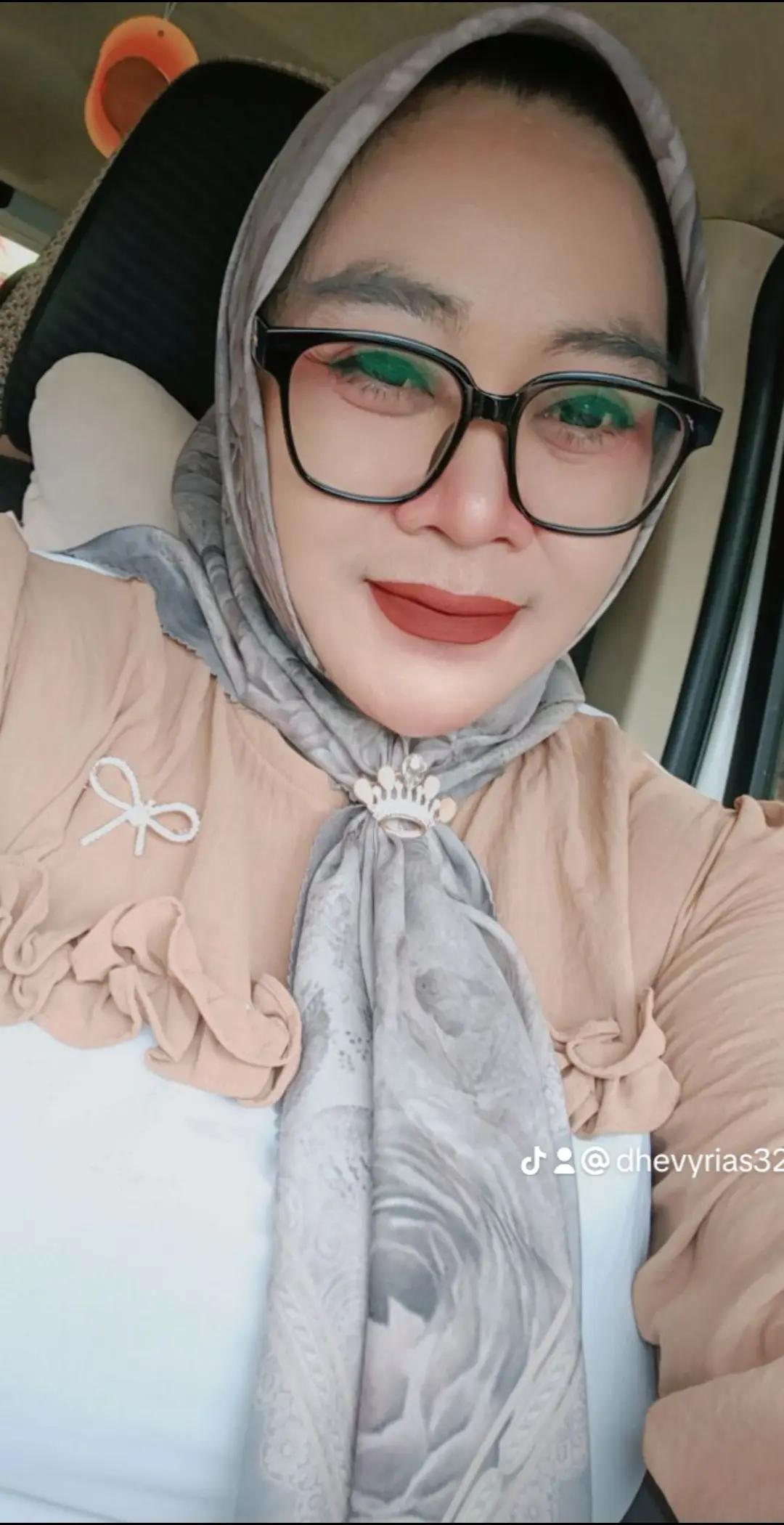 @Mamih Dhevy❤️