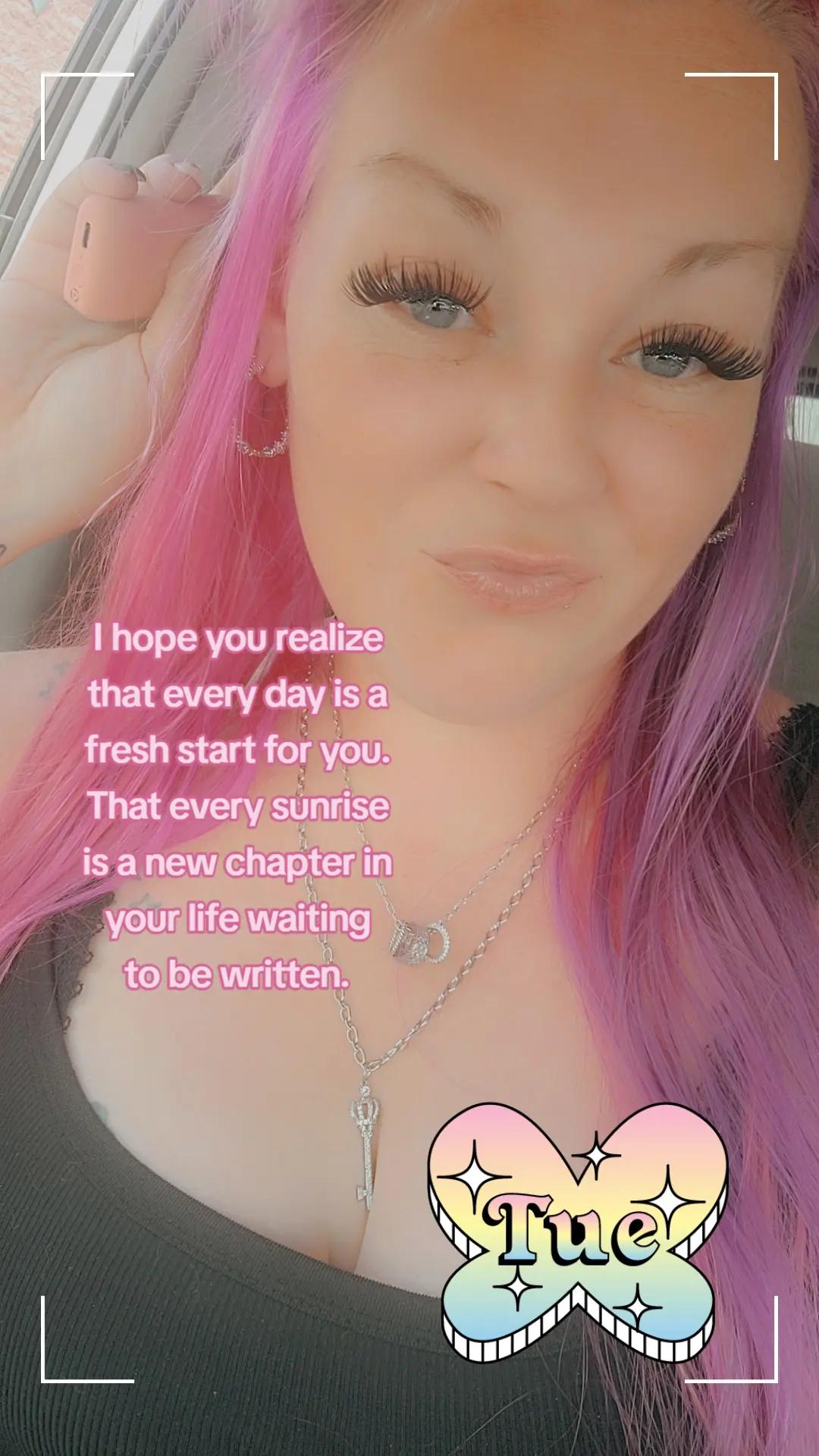 @Krista Dawn🌈🫧✨️