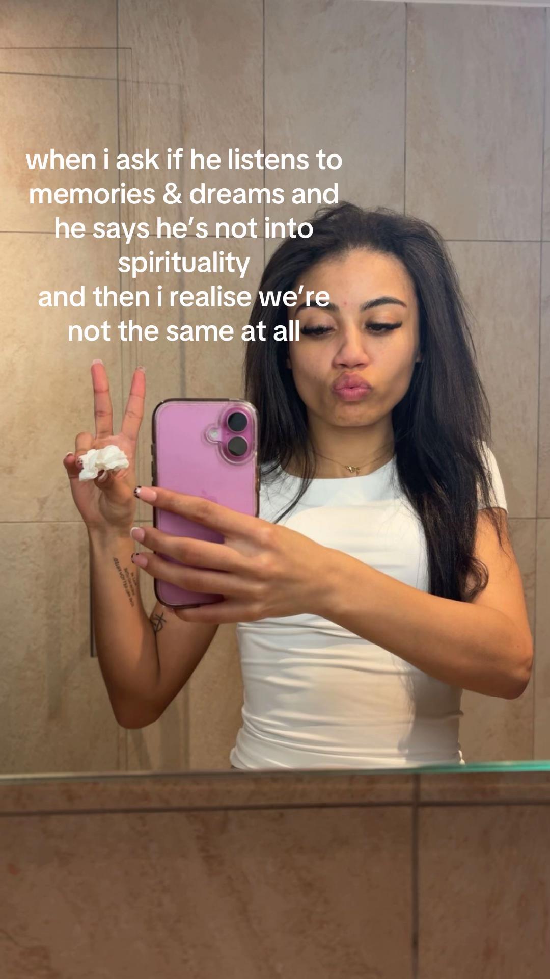 @bella