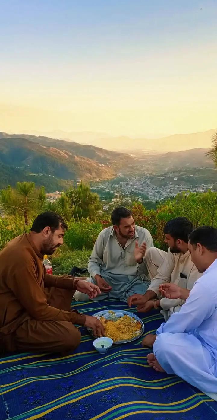 @Chota Khan Baba