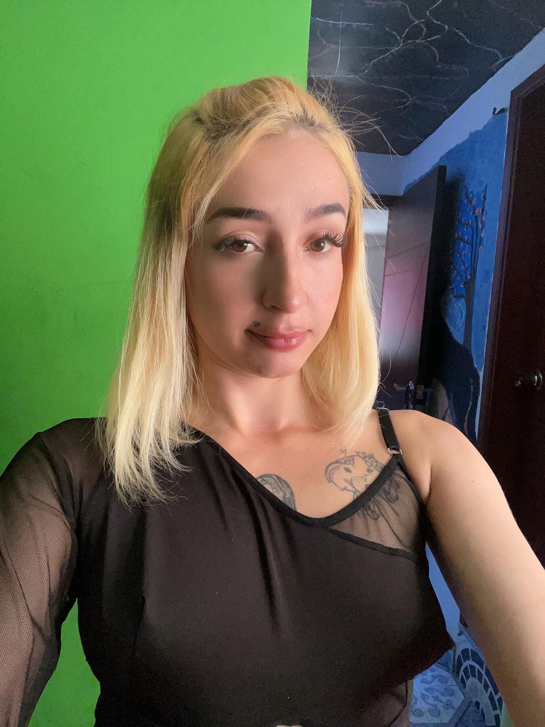 @sofydoll420