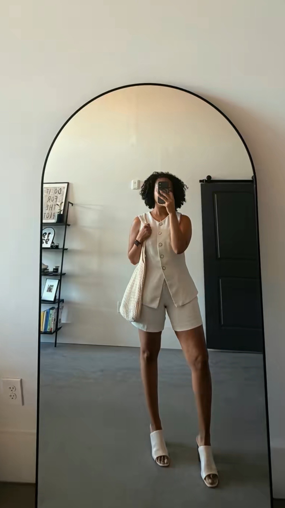 @K.