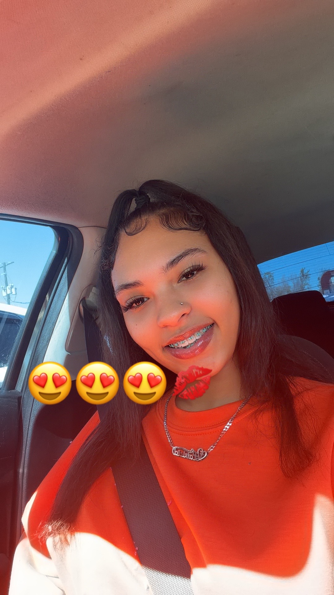 @triciaj