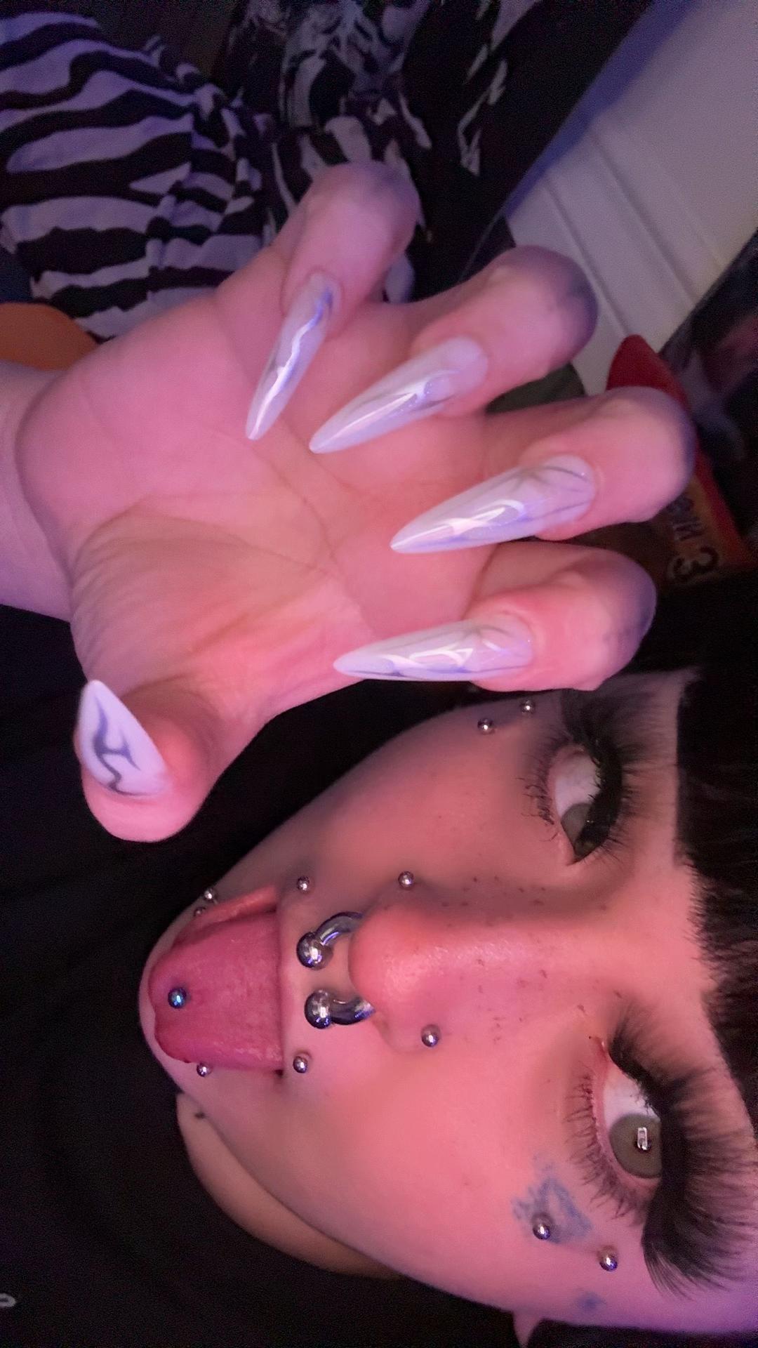 @☙❦𝔡𝔢𝔳𝔦𝔩𝔱𝔥𝔢𝔶𝔠𝔯𝔶❦❧