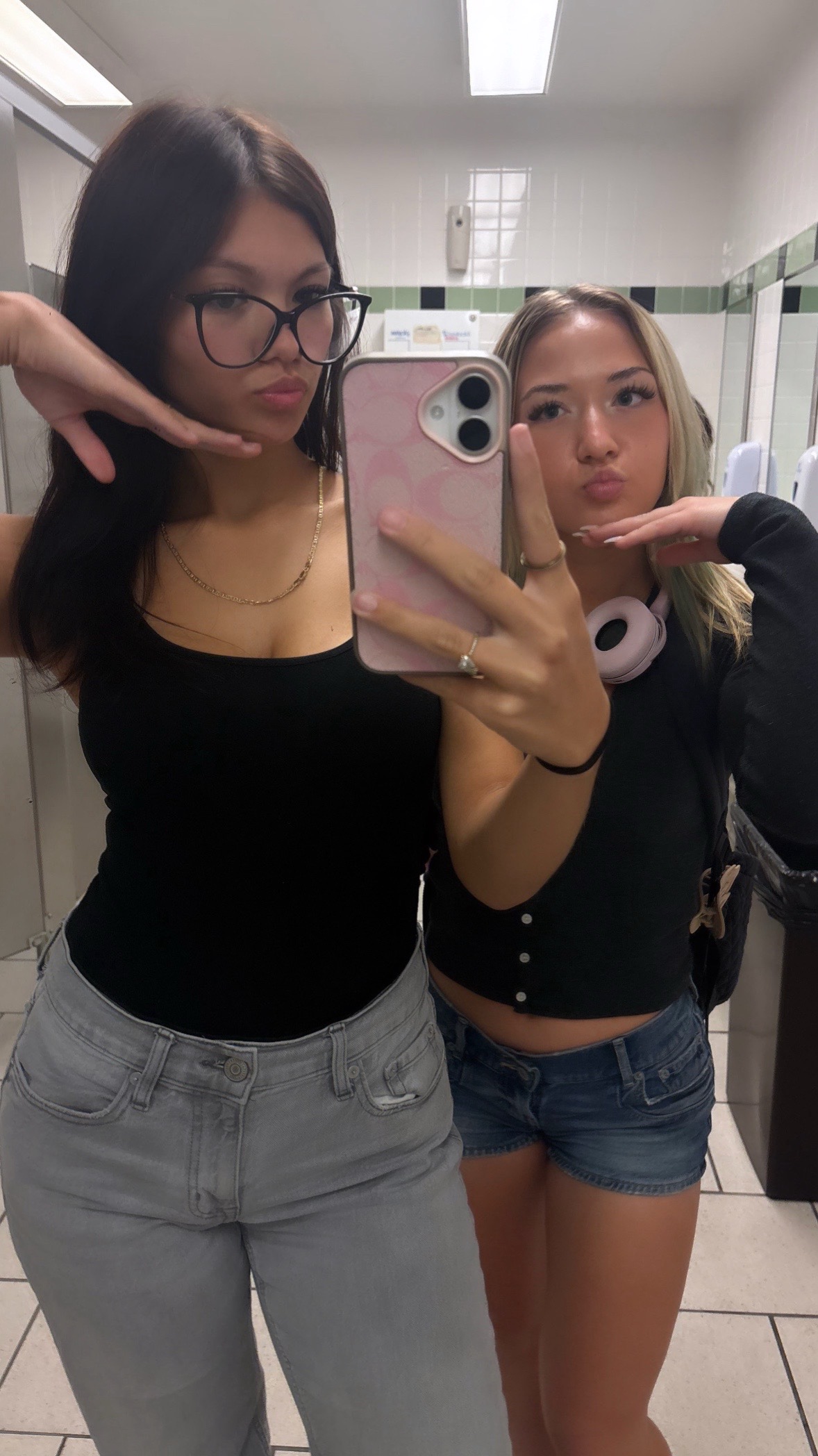 @𝓜