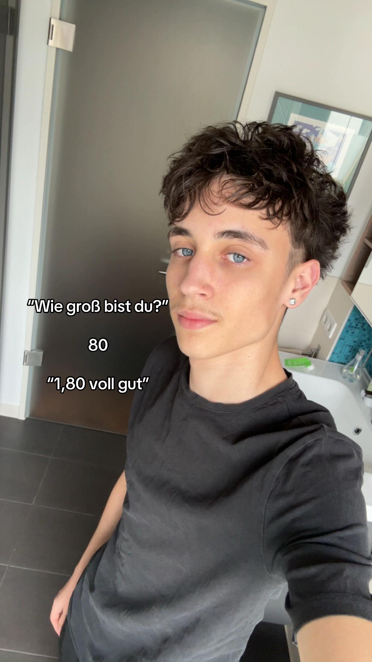 @🫰