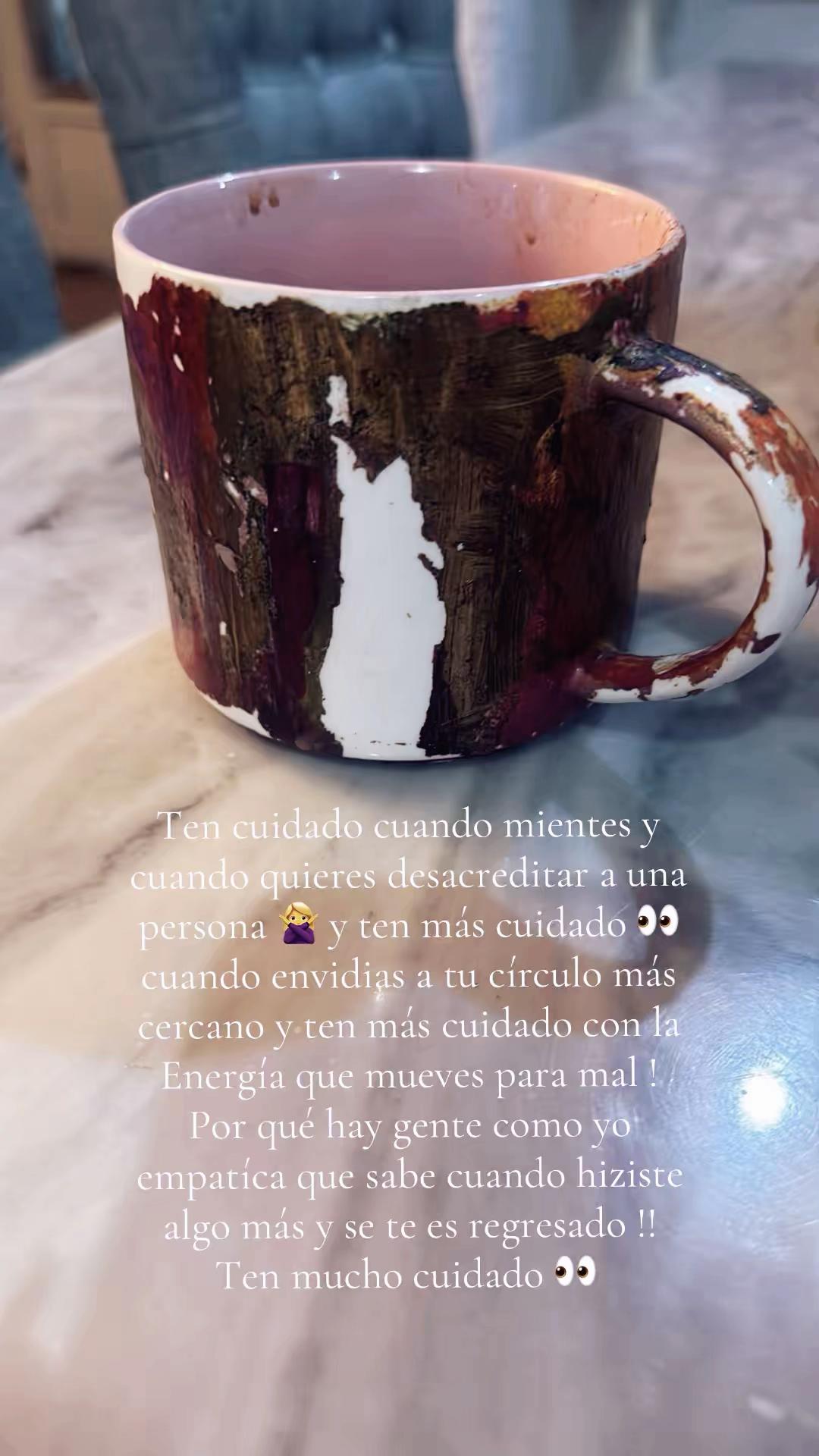 @vivianadeshell