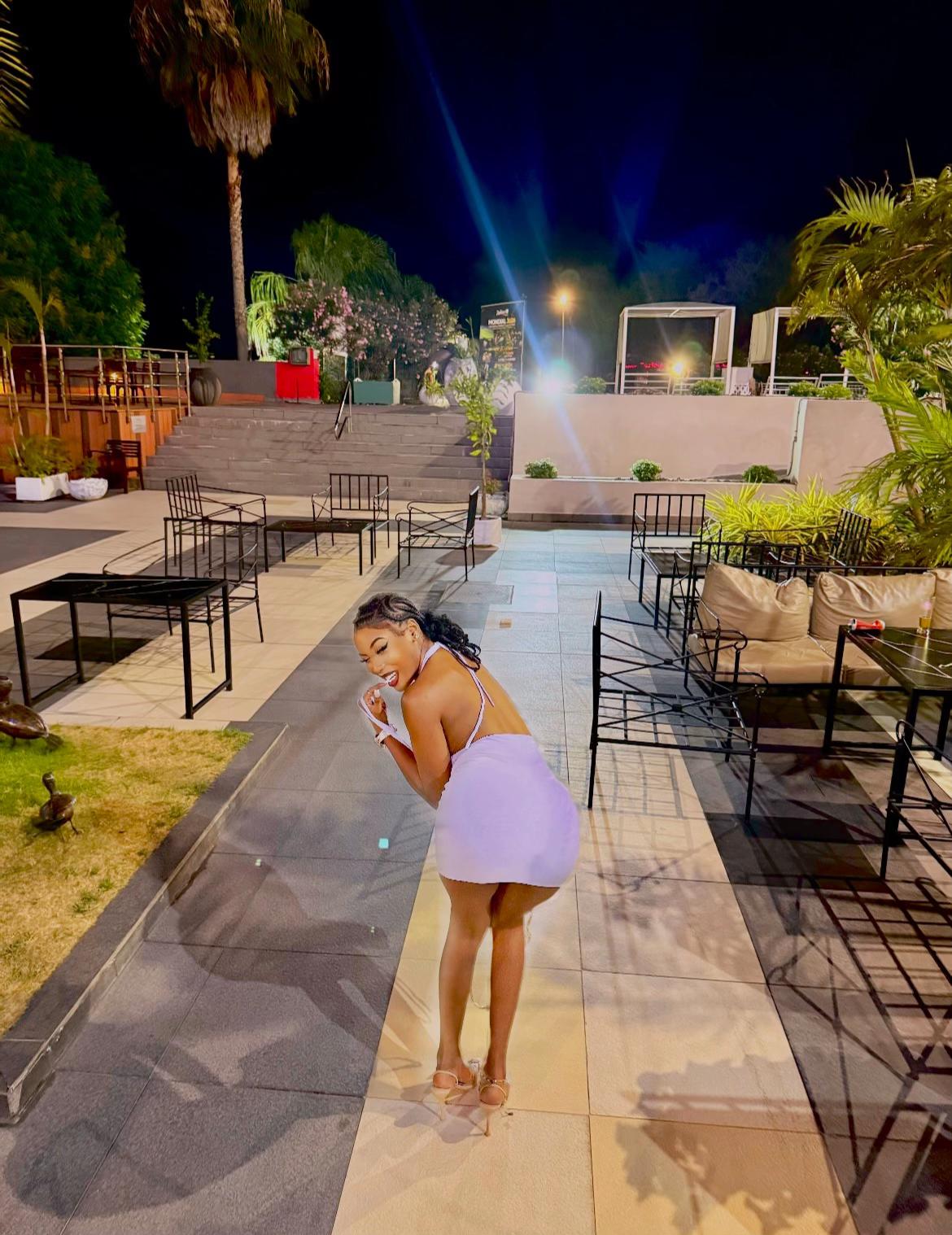 @Laurina Low🦋