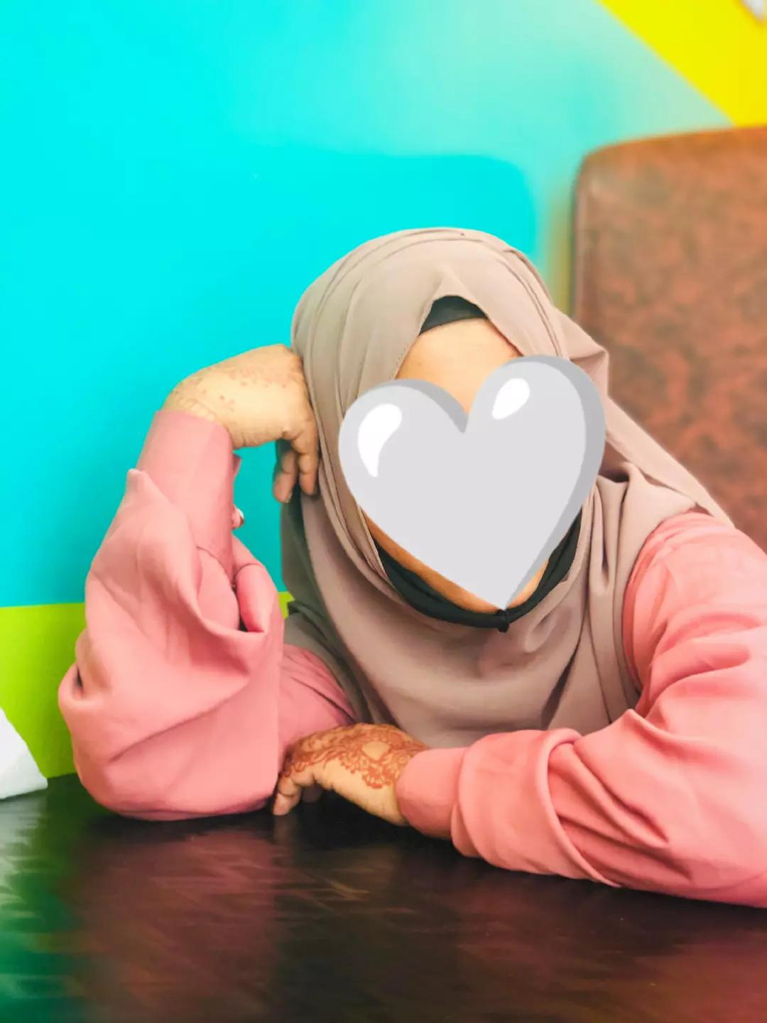 @BUSHRA_💫