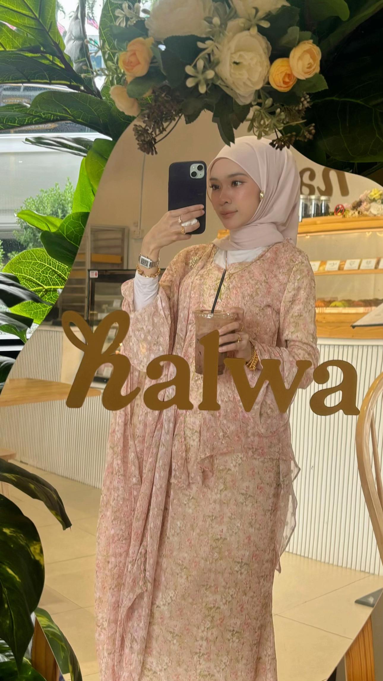 @Ana Farzana