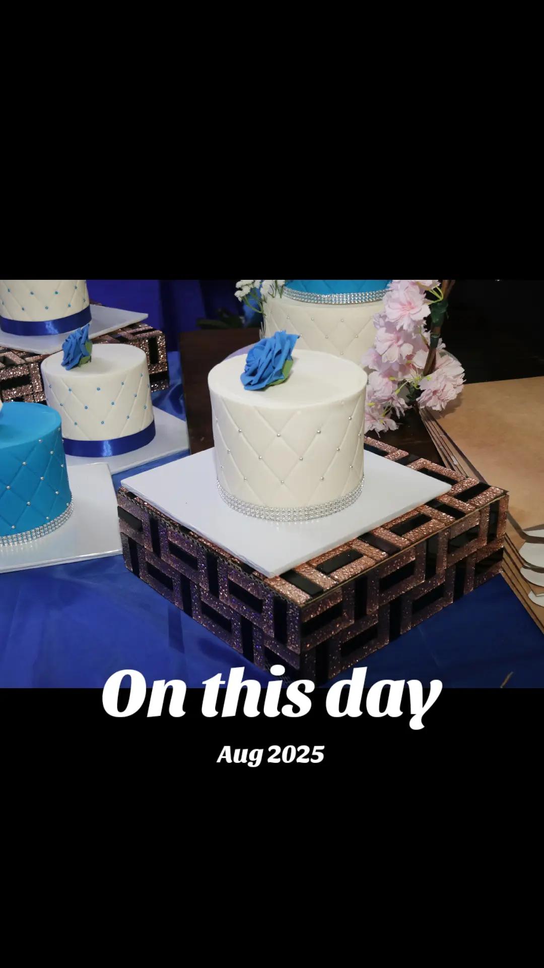 @Shirley's cake house