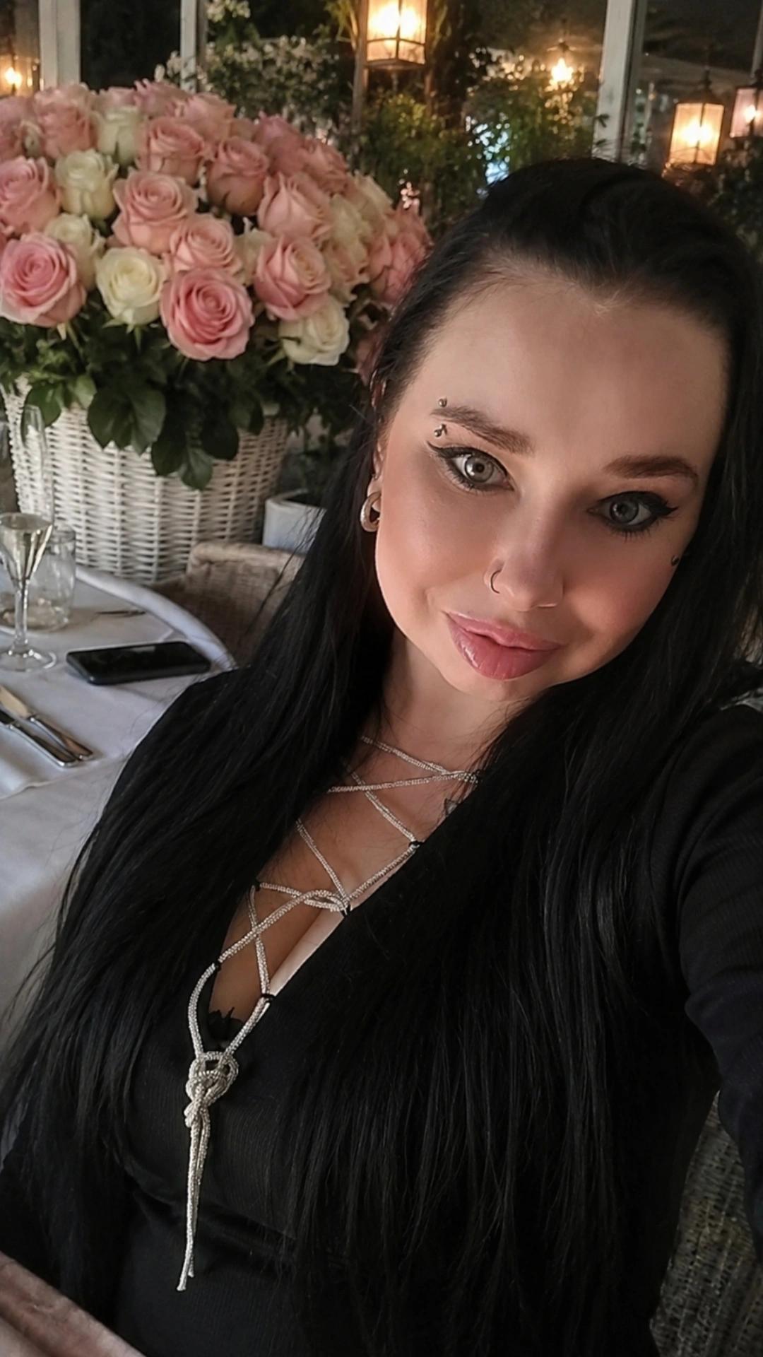 @Юлія
