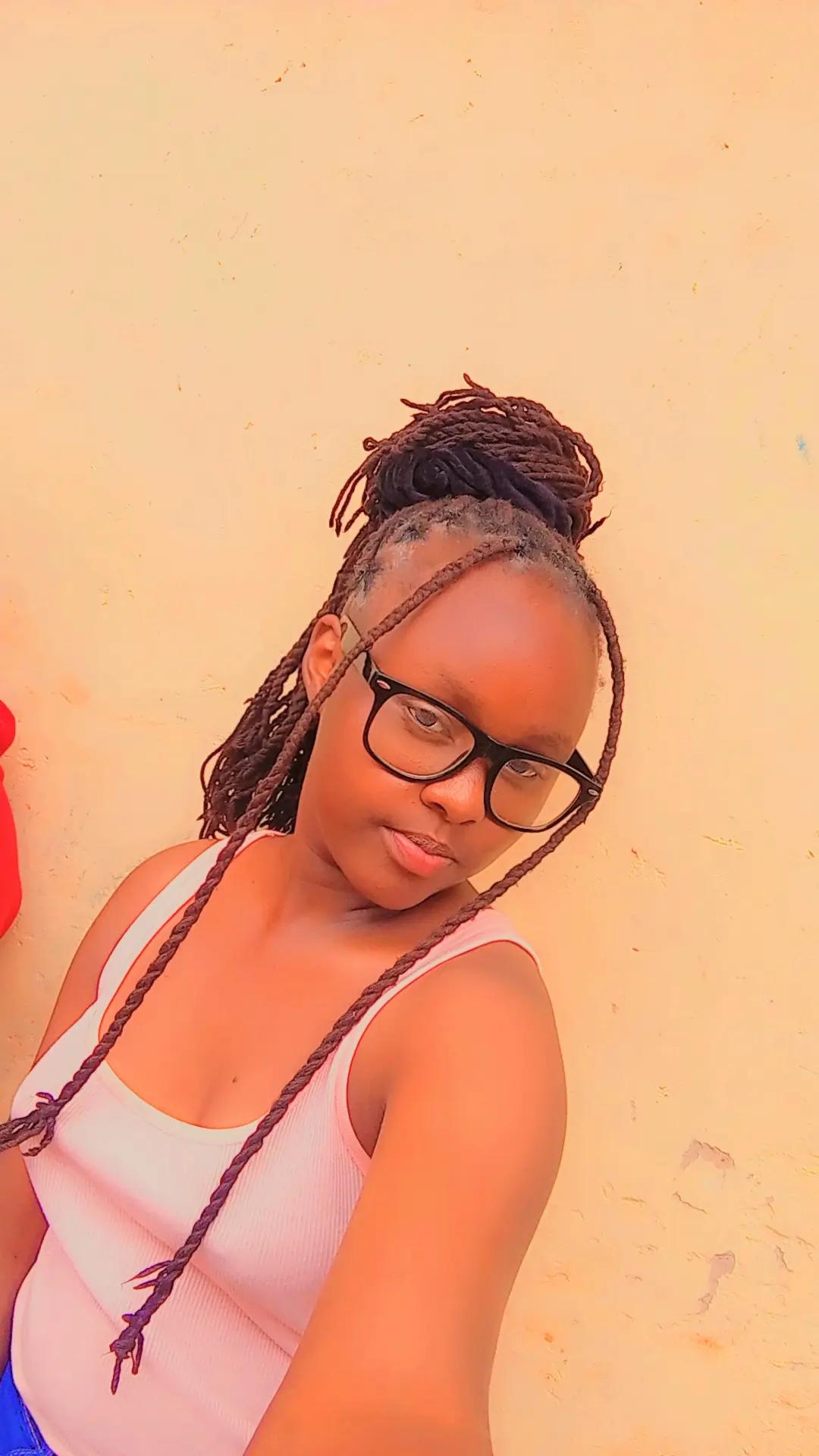 @✨️✨️princess bresh✨️❣️