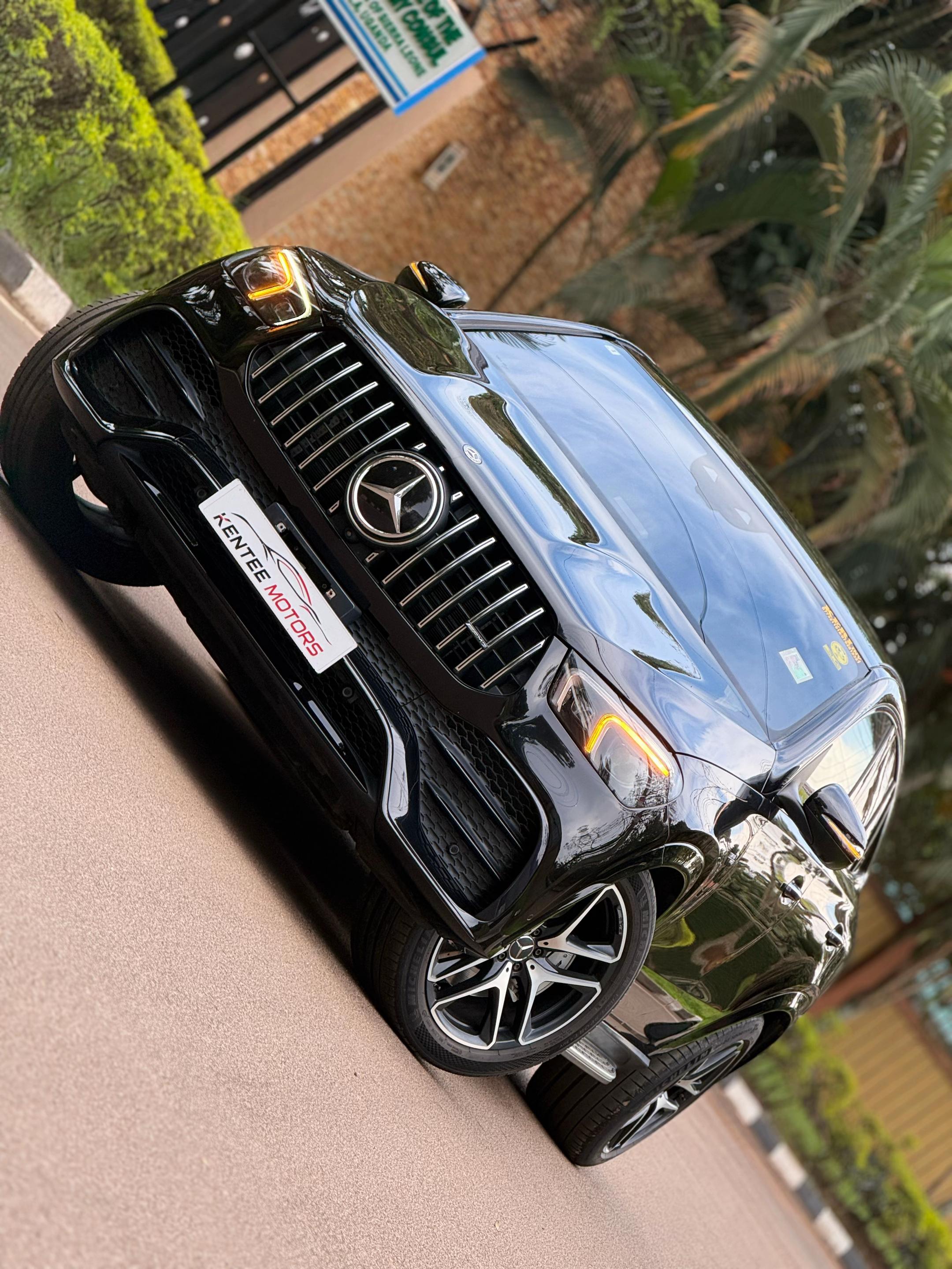 @kentee Motors