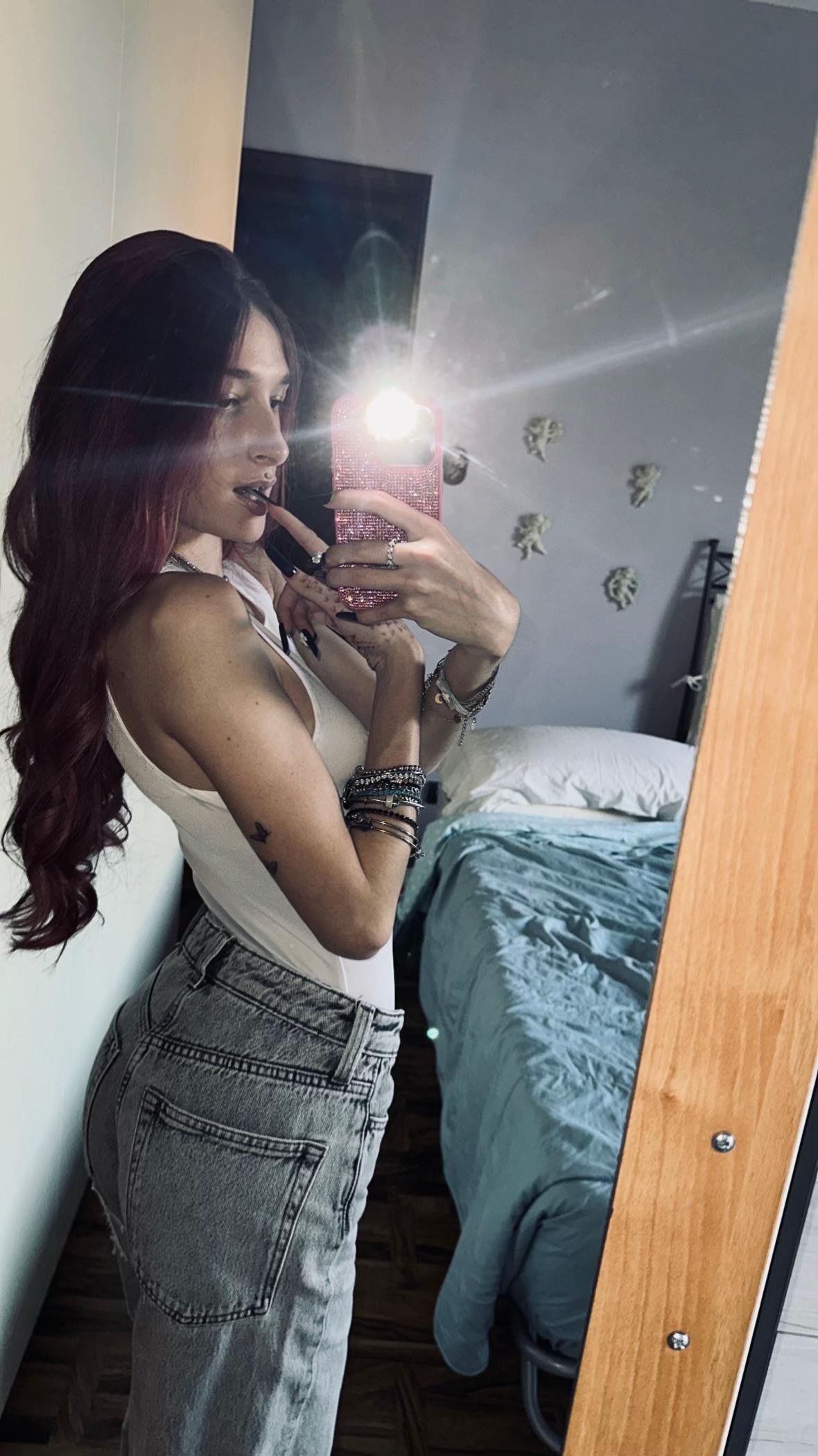 @aurora.curtarelli