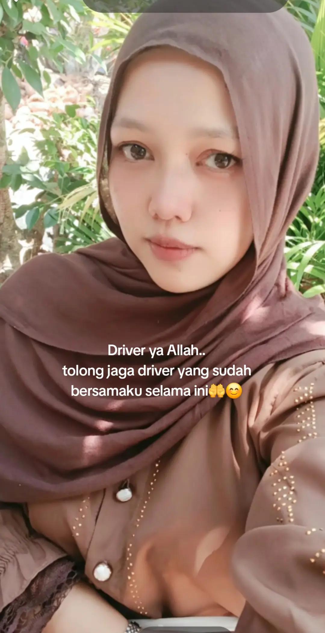 @LauraQory||Berkah outfit