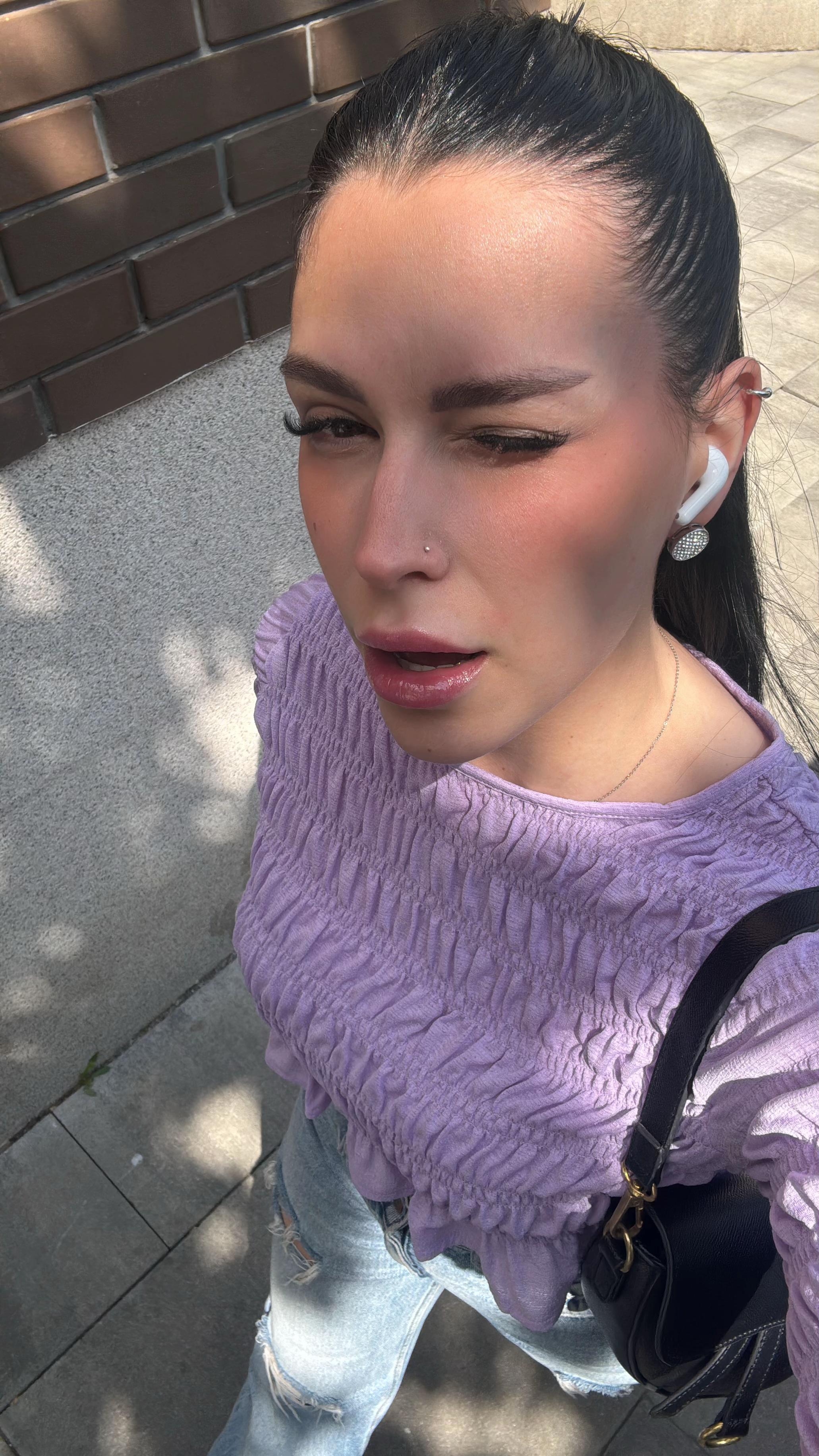 @Iv