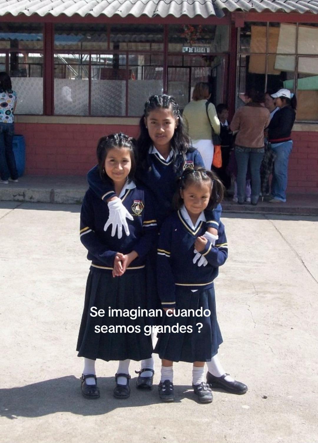 @Juliana🎀