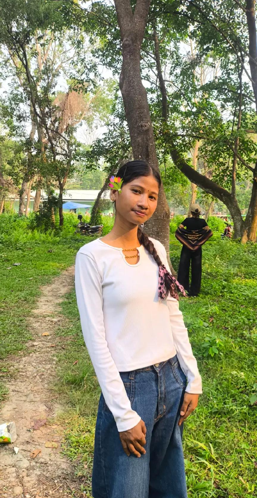 @Rejina Razwanc