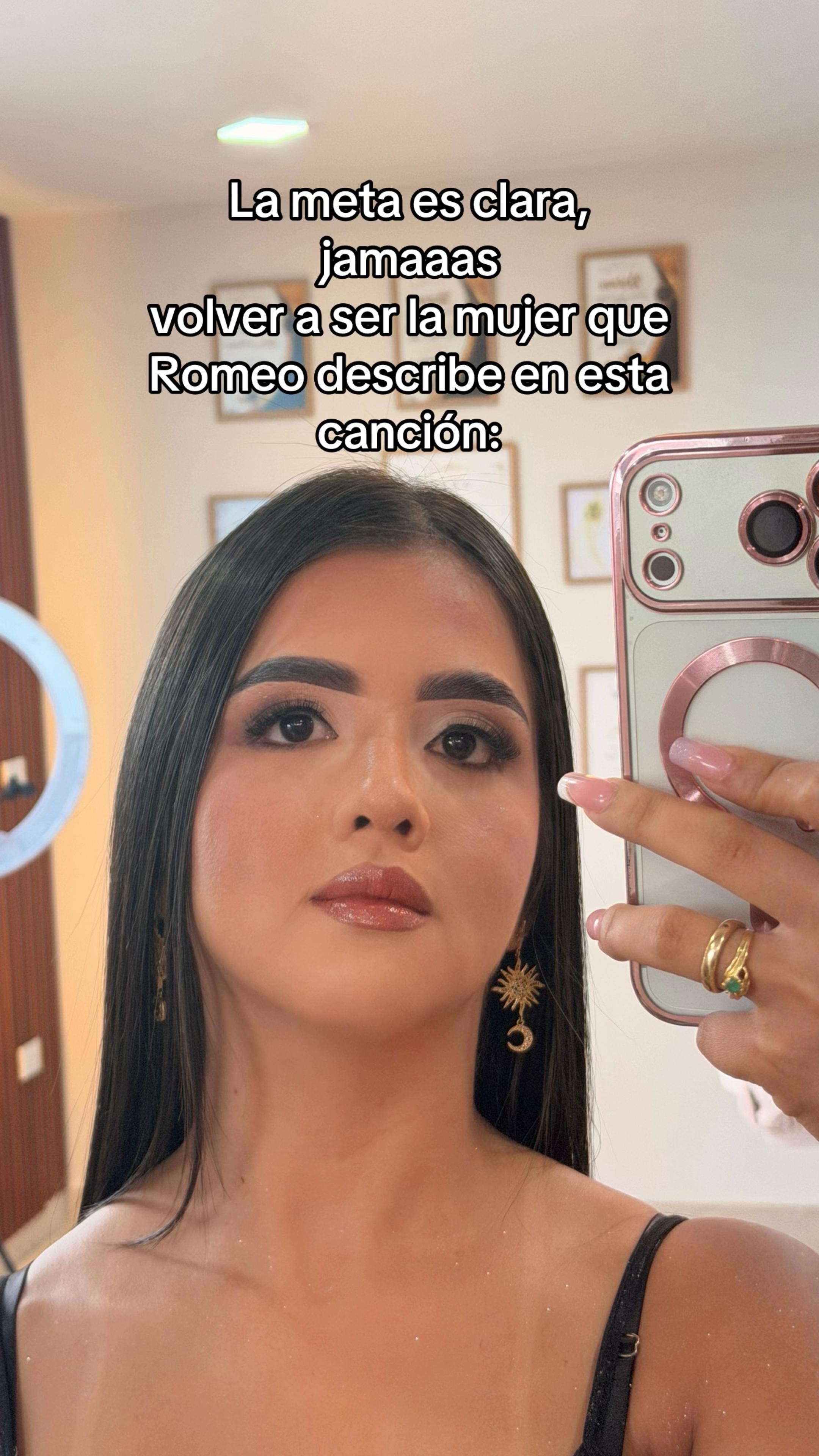@Luisa García