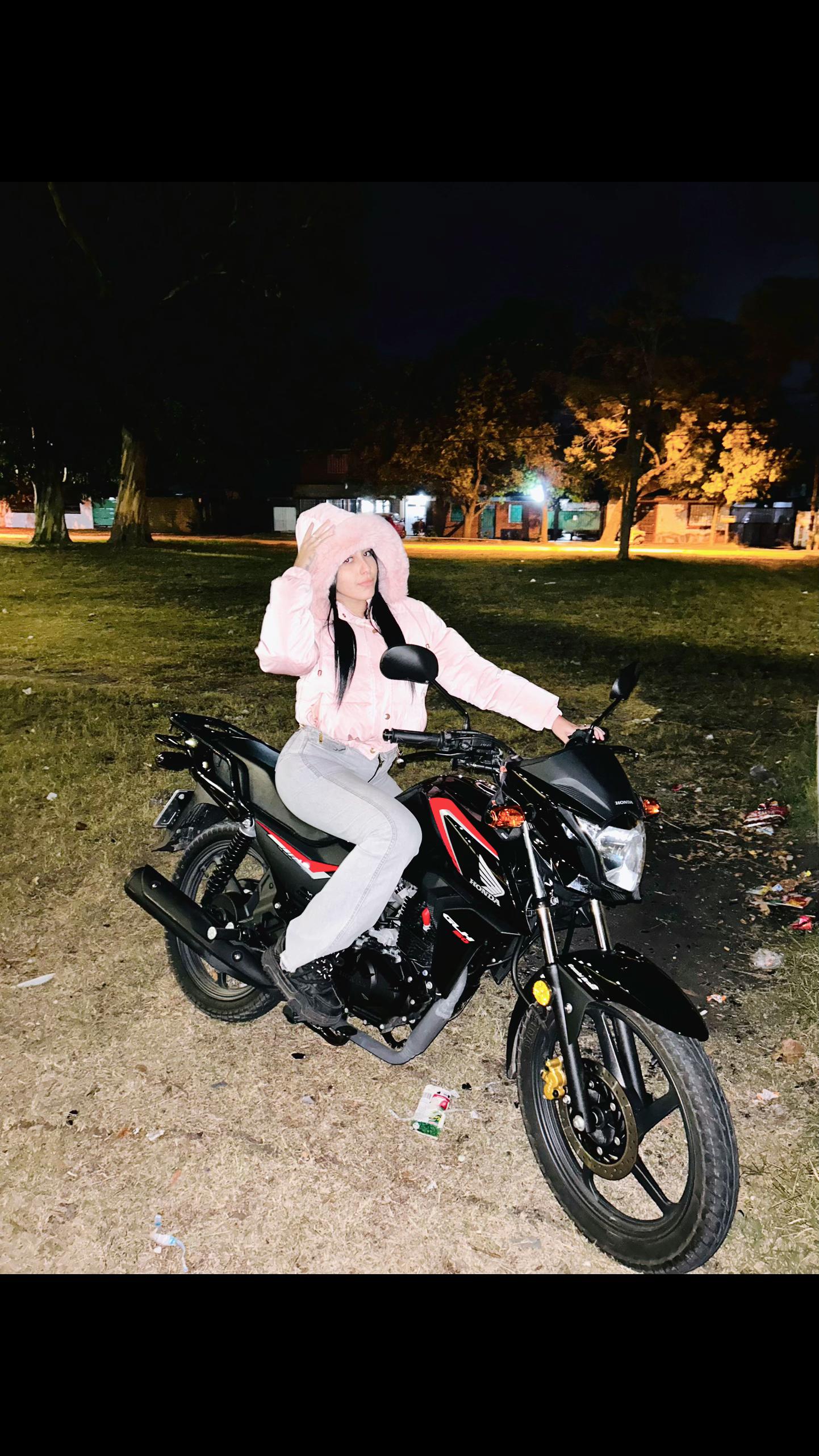 @𝓪𝓲𝓷𝓪𝓻𝓪