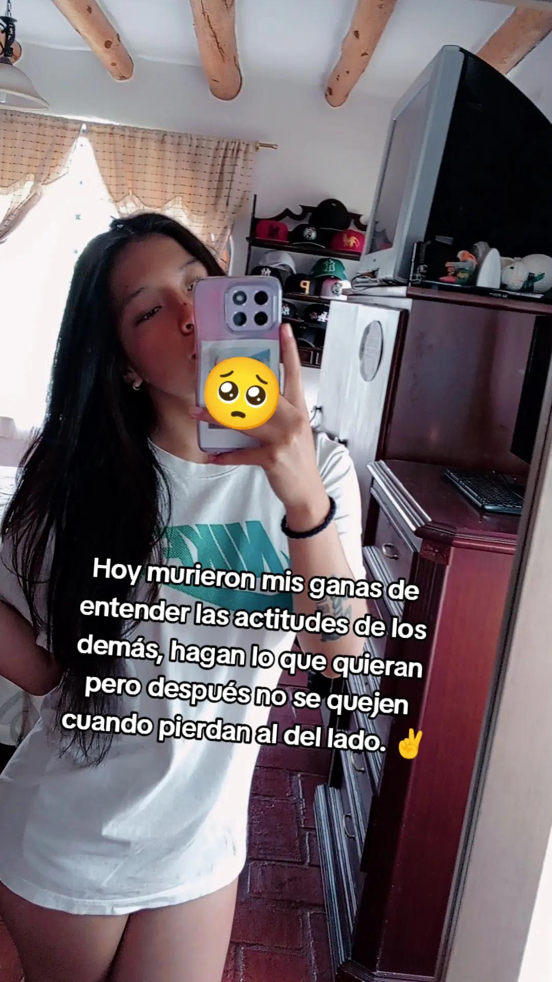 @Erika Nicol 🐻💝