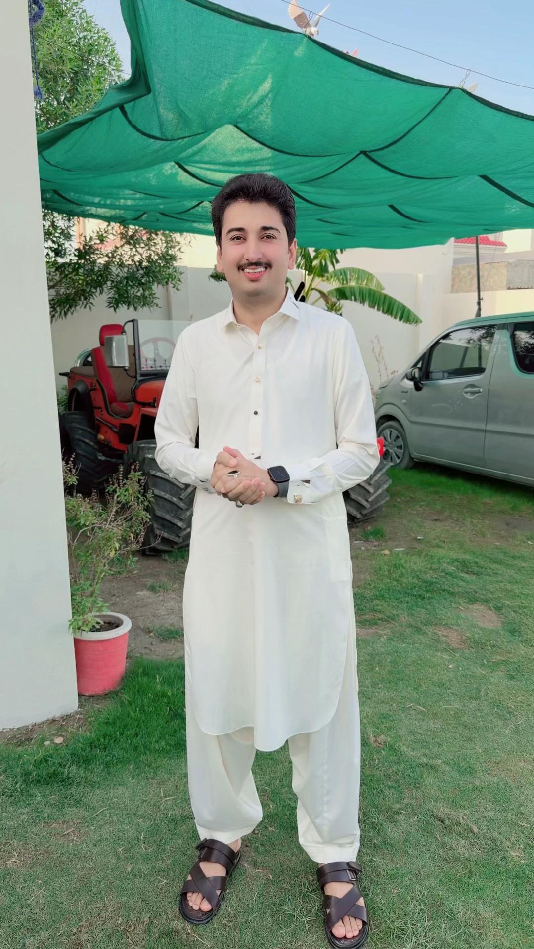 @VeLLa MunDa